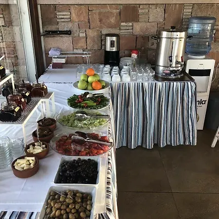 Hotell Cunda Vrodi Ayvalı