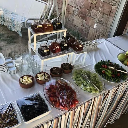 Cunda Vrodi Hotell Ayvalı
