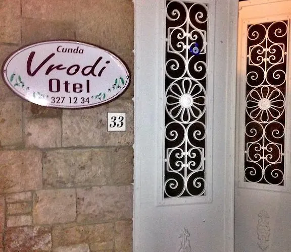 Hotel Cunda Vrodi *